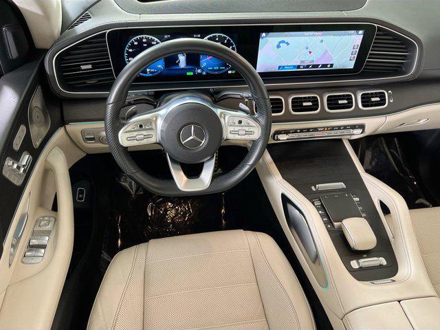 Photo of 2022 Emerald Green Metallic Mercedes-Benz GLS 450