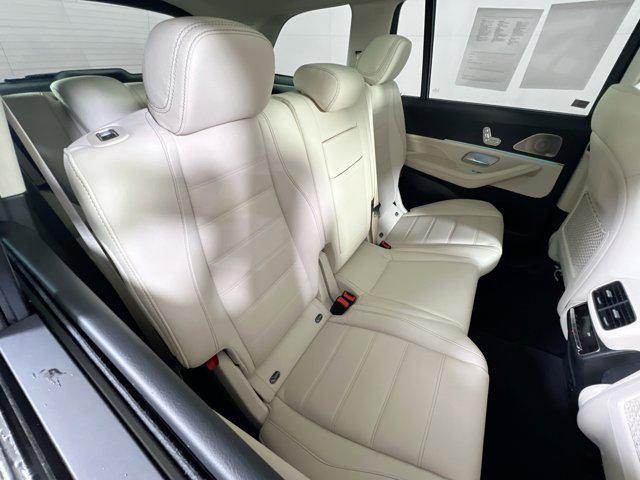 Photo of 2022 Emerald Green Metallic Mercedes-Benz GLS 450