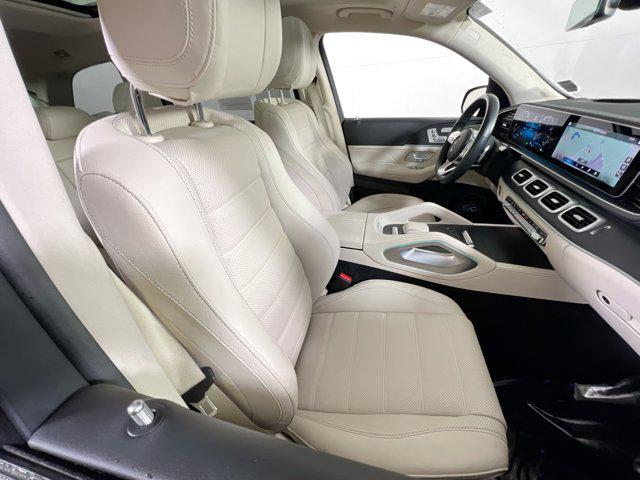 Photo of 2022 Emerald Green Metallic Mercedes-Benz GLS 450