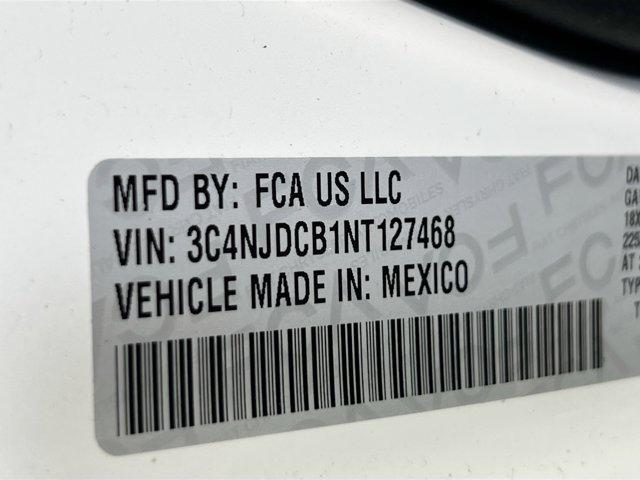 Photo of 2022 Bright White Clearcoat Jeep Compass