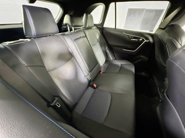 Photo of 2021 Blizzard Pearl/Midnight Black Metallic Toyota RAV4 Hybrid