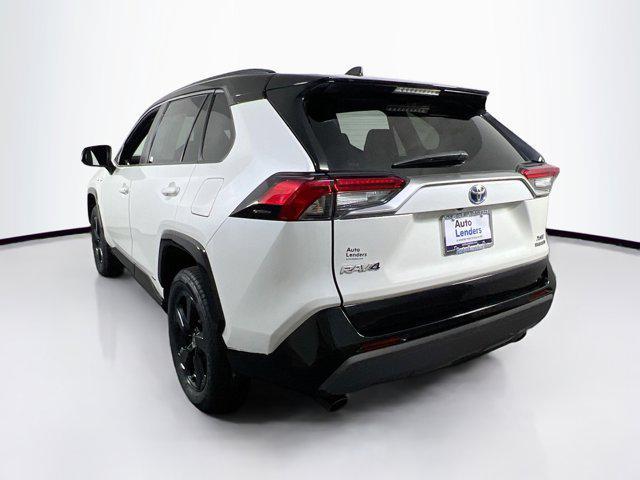 Photo of 2021 Blizzard Pearl/Midnight Black Metallic Toyota RAV4 Hybrid