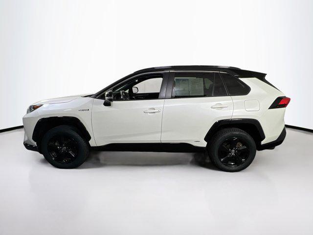 Photo of 2021 Blizzard Pearl/Midnight Black Metallic Toyota RAV4 Hybrid