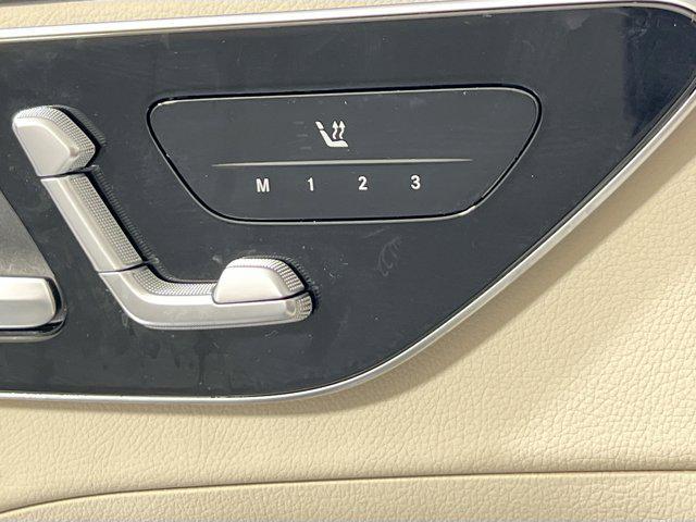 Photo of 2022 Polar White Mercedes-Benz C-Class