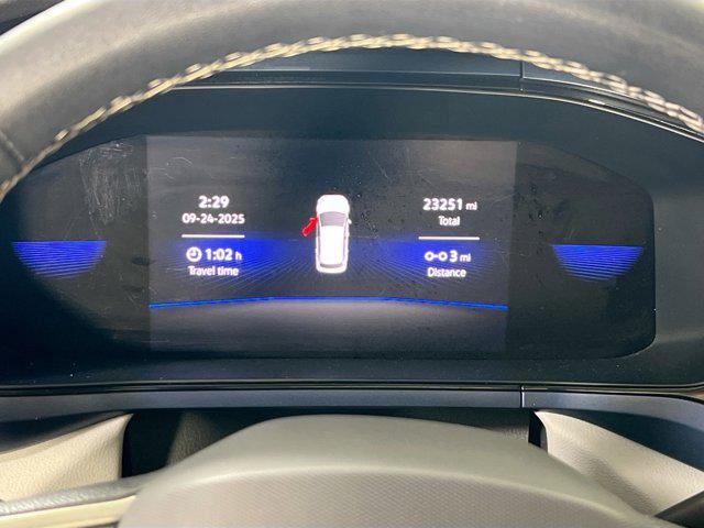 Photo of 2022 Kings Red Metallic Volkswagen Taos