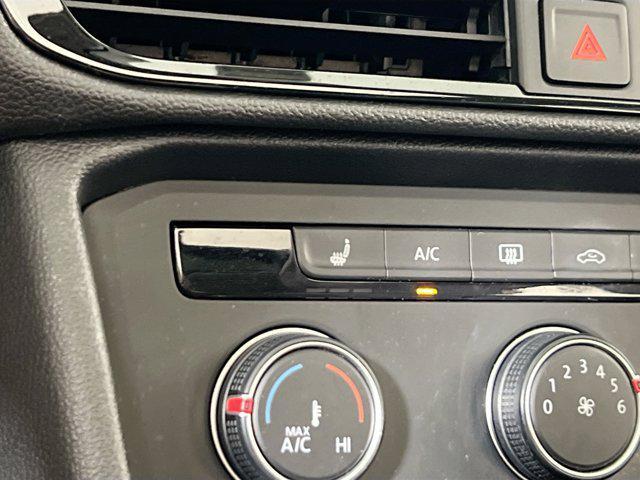 Photo of 2022 Kings Red Metallic Volkswagen Taos