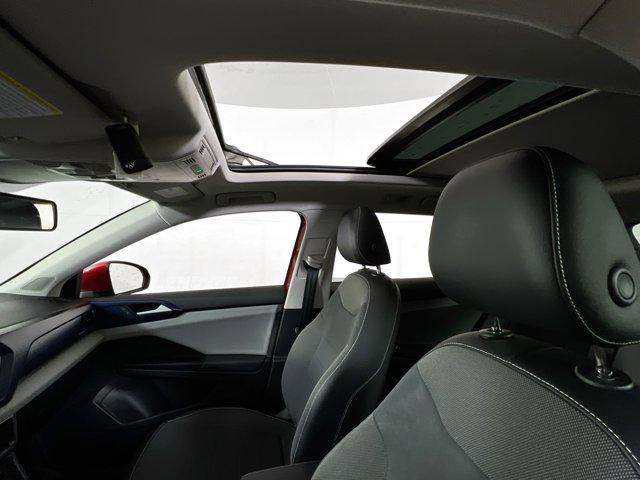Photo of 2022 Kings Red Metallic Volkswagen Taos