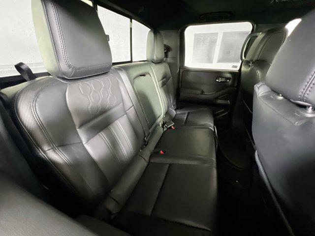 Photo of 2022 Boulder Grey Pearl Nissan Frontier