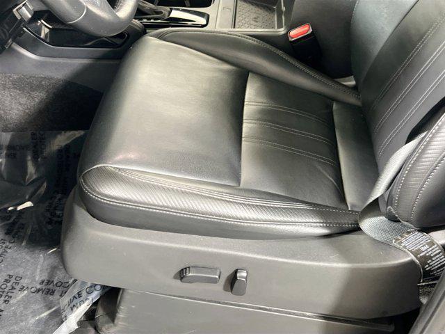 Photo of 2022 Boulder Grey Pearl Nissan Frontier