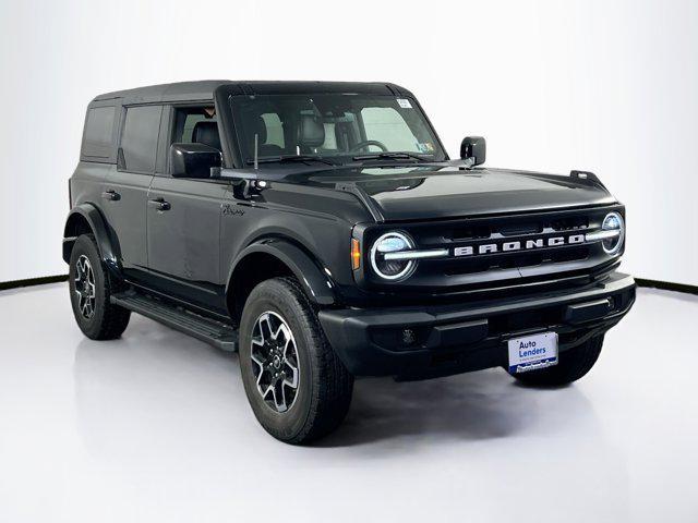Photo of 2024 Shadow Black Ford Bronco
