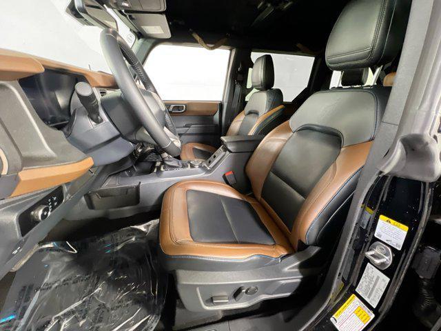 Photo of 2024 Shadow Black Ford Bronco