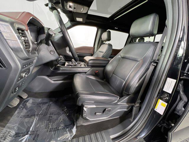 Photo of 2022 Agate Black Metallic Ford F-150