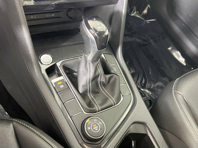 Photo of 2022 Pure White Volkswagen Tiguan