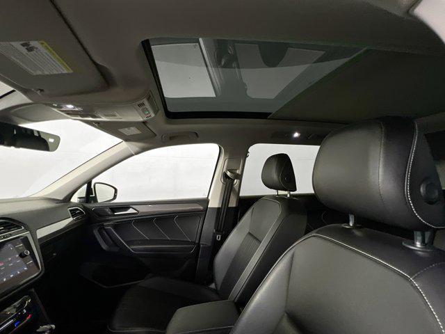 Photo of 2022 Pure White Volkswagen Tiguan