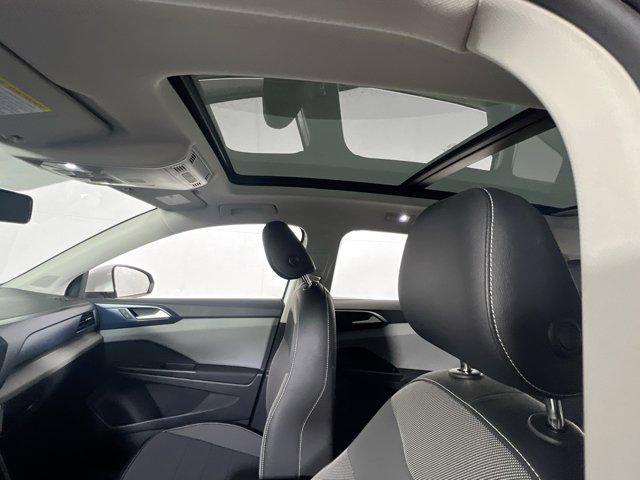 Photo of 2022 Pure White Volkswagen Taos