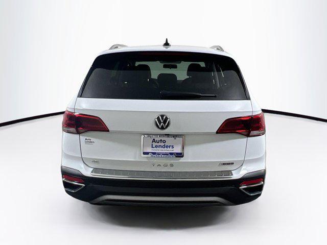 Photo of 2022 Pure White Volkswagen Taos