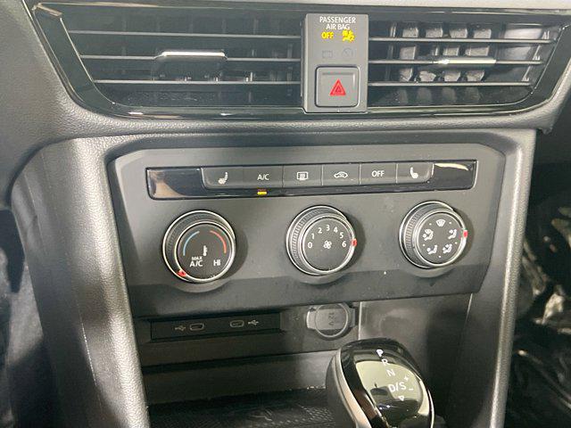 Photo of 2022 Pure White Volkswagen Taos