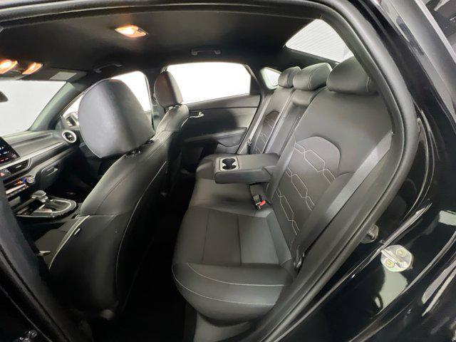 Photo of 2022 Aurora Black Kia Forte