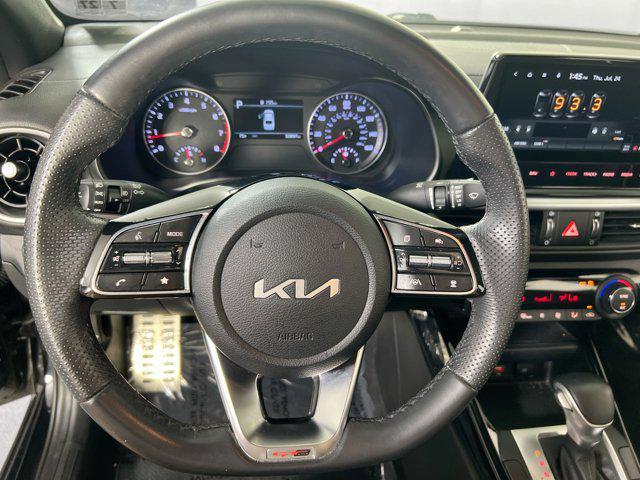Photo of 2022 Aurora Black Kia Forte