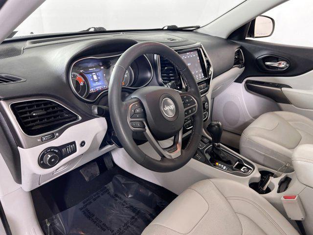 Photo of 2022 Bright White Clearcoat Jeep Cherokee