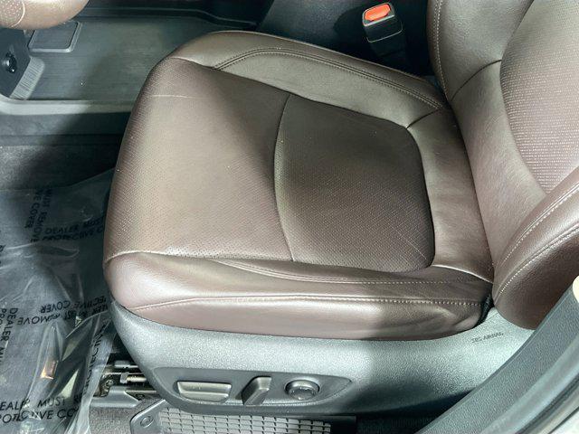Photo of 2024 Celestial Silver Metallic Toyota Sienna