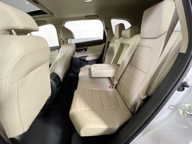 Photo of 2022 Platinum White Pearl Honda CR-V