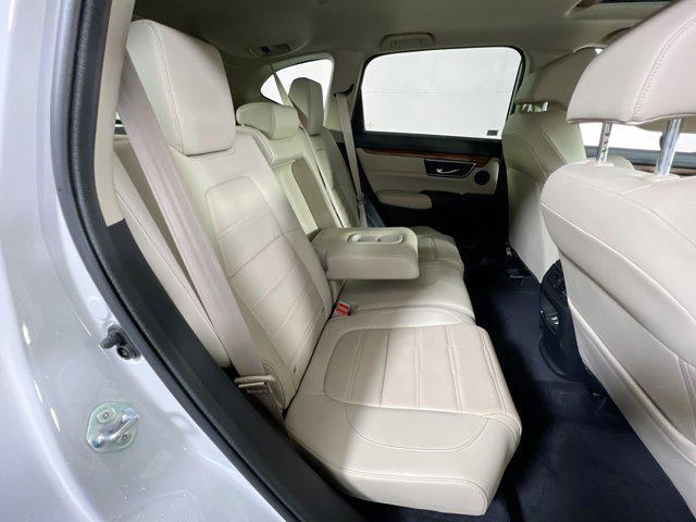 Photo of 2022 Platinum White Pearl Honda CR-V