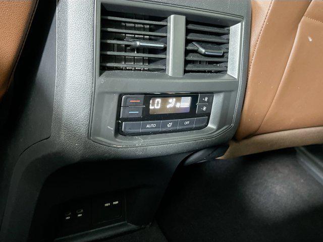 Photo of 2022 Platinum Gray Metallic Volkswagen Atlas
