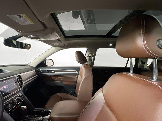 Photo of 2022 Platinum Gray Metallic Volkswagen Atlas