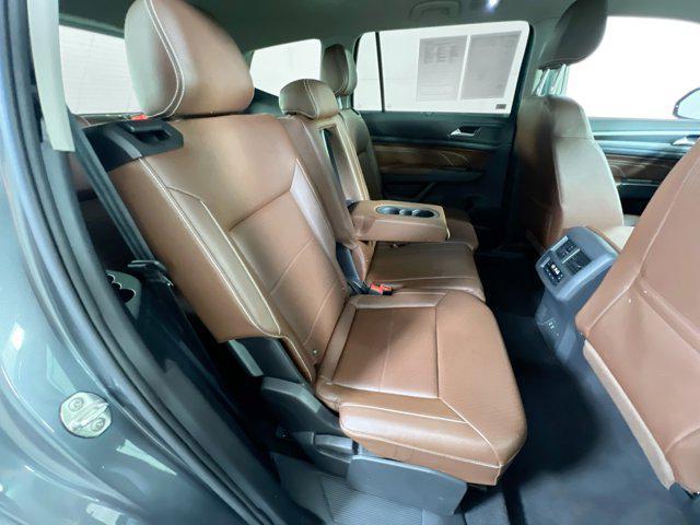 Photo of 2022 Platinum Gray Metallic Volkswagen Atlas