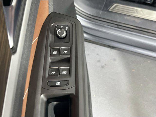 Photo of 2022 Platinum Gray Metallic Volkswagen Atlas