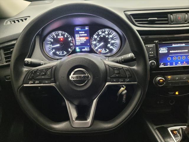 Photo of 2018 Glacier White Nissan Rogue