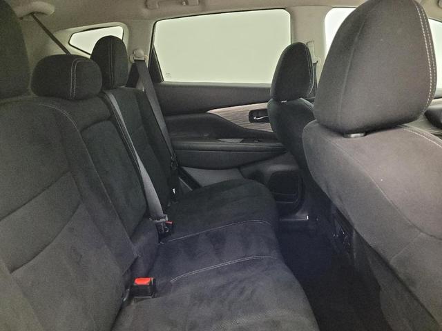 Photo of 2017 Pearl White Nissan Murano