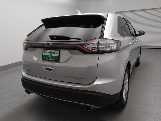 Photo of 2017 Ingot Silver Metallic Ford Edge