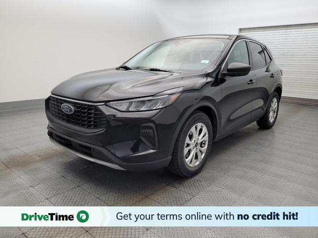 Photo of 2023 Agate Black Metallic Ford Escape