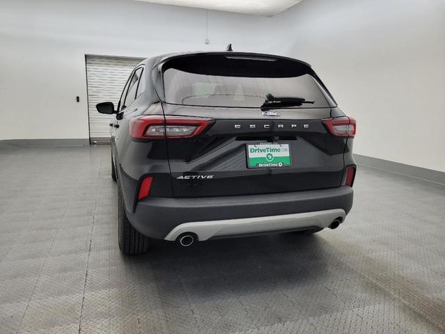 Photo of 2023 Agate Black Metallic Ford Escape