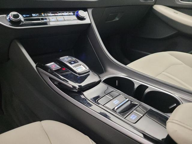 Photo of 2023 Serenity White Hyundai SONATA