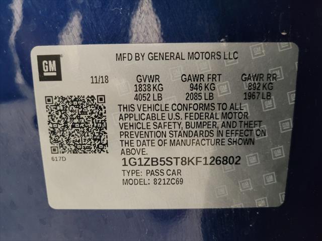 Photo of 2019 Pacific Blue Metallic Chevrolet Malibu
