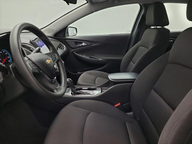 Photo of 2019 Pacific Blue Metallic Chevrolet Malibu