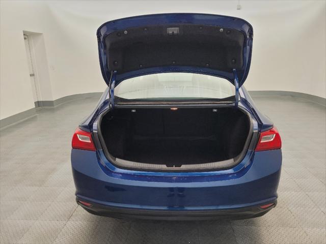 Photo of 2019 Pacific Blue Metallic Chevrolet Malibu