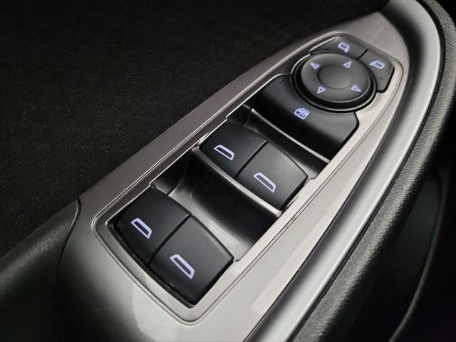 Photo of 2019 Pacific Blue Metallic Chevrolet Malibu
