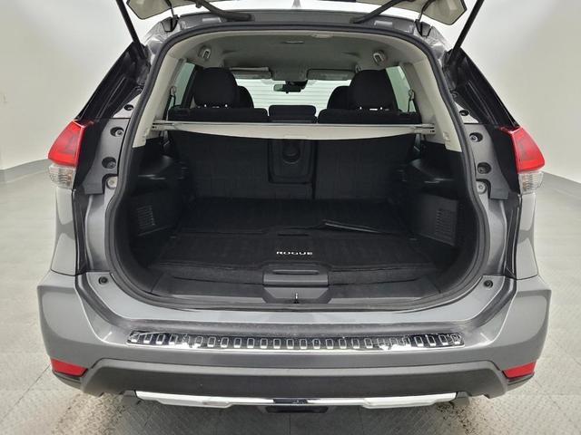 Photo of 2020 Gun Metallic Nissan Rogue