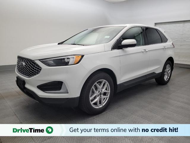 Photo of 2024 White Ford Edge
