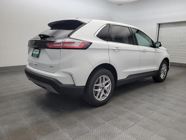 Photo of 2024 White Ford Edge