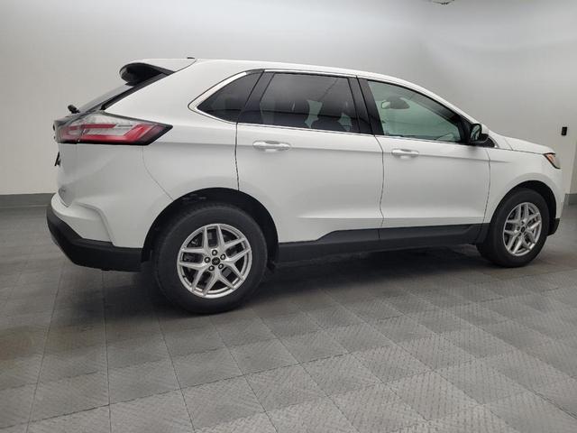 Photo of 2024 White Ford Edge