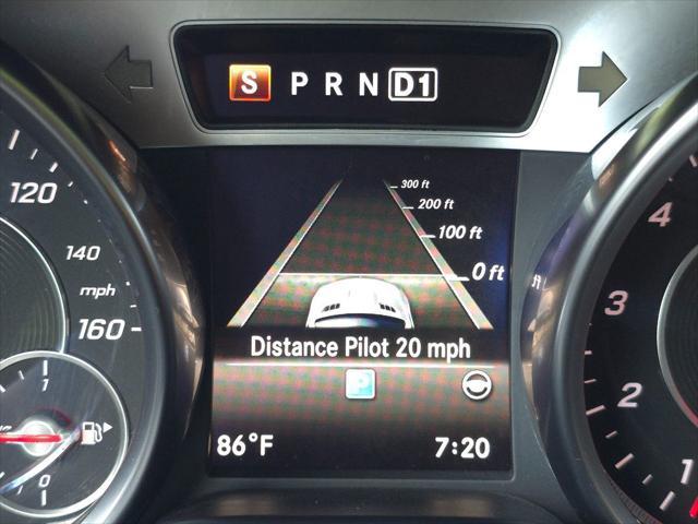 Photo of 2017 designo Diamond White Metallic Mercedes-Benz SL 550