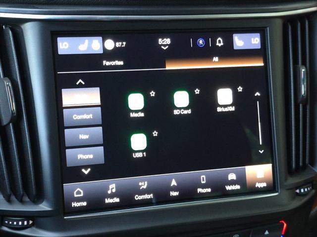 Photo of 2022 Bianco Maserati Levante