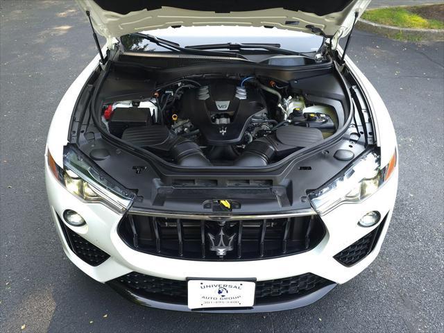 Photo of 2022 Bianco Maserati Levante
