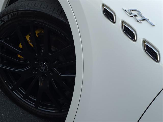 Photo of 2022 Bianco Maserati Levante