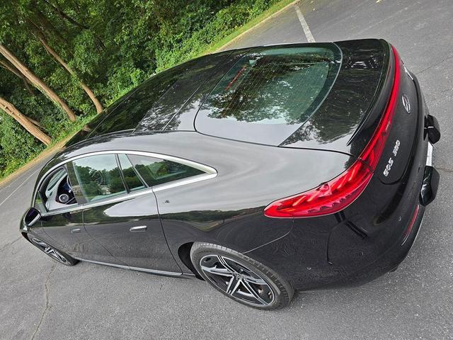 Photo of 2022 Obsidian Black Metallic Mercedes-Benz EQS 580